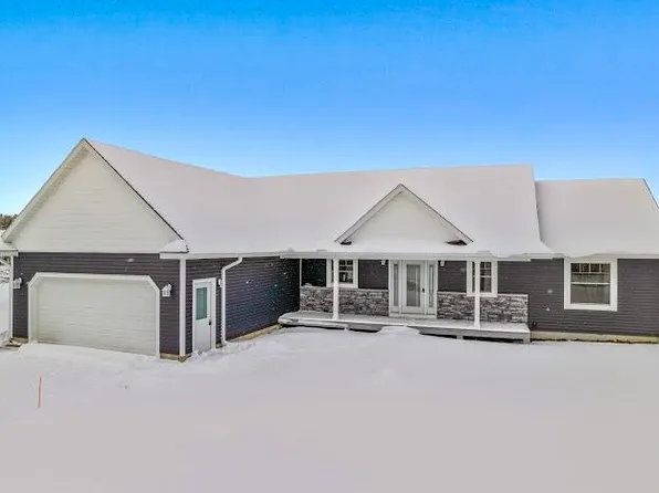 341 Berkshire Ln, Gaylord, MI 49735