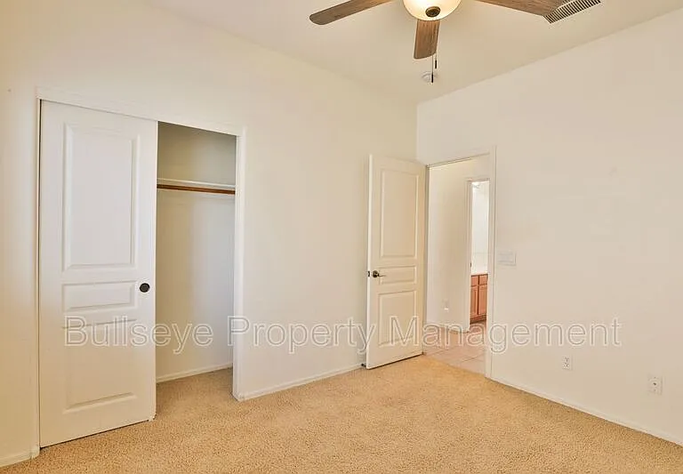 11547 E Sylvan Ave — Photo 18