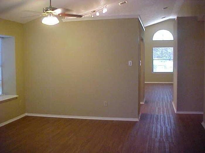 den/family/great room