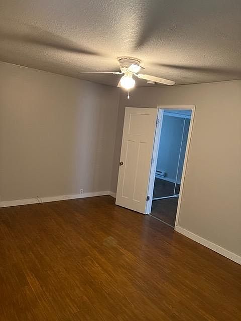 1st image of 141 S Van Buren Ave APT 2