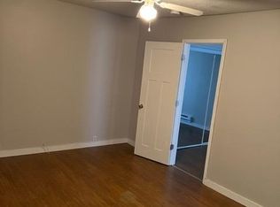 141 S Van Buren Ave APT 2, Bradley, IL 60915