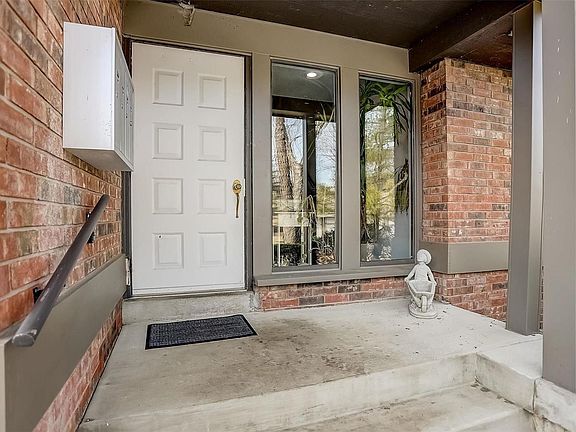 4th image of 13150 Royal Pines Dr Unit 2