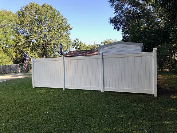 Pool fence