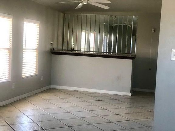 4th image of 6111 Dorothea St