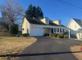 105 25th St SW, Roanoke, VA 24014