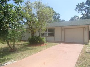 132 SW Crescent Ave, Port Saint Lucie, FL 34984