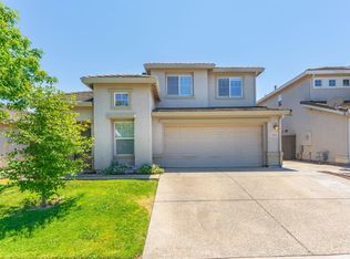 9661 Flame Tokay Way, Elk Grove, CA 95624