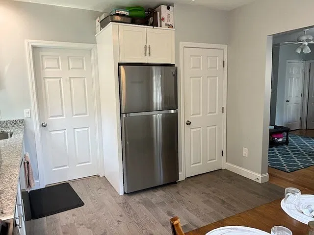 1 bed, 1.0 bath, 700 sqft, $2,000 — Photo 4
