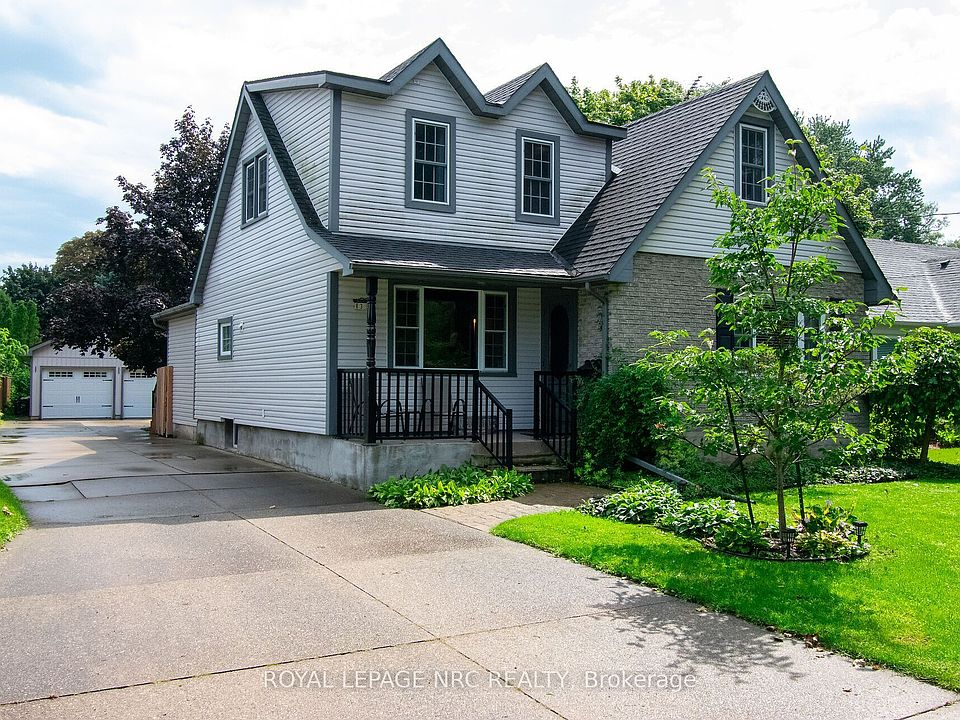 1st image of 36 Maplewood Dr