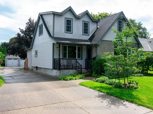 36 Maplewood Dr, Saint Catharines, ON L2M 3P1