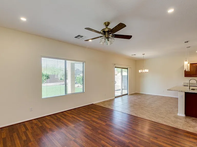 1306 E Birdland Dr — Photo 14