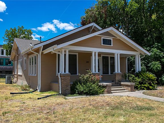 2nd image of 202 S Parker Ave