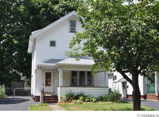 27 Lawndale Ter, Rochester, NY 14609