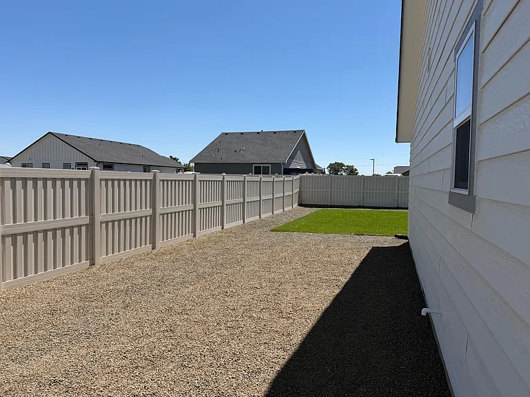 11135 Bluefield Dr — Photo 14