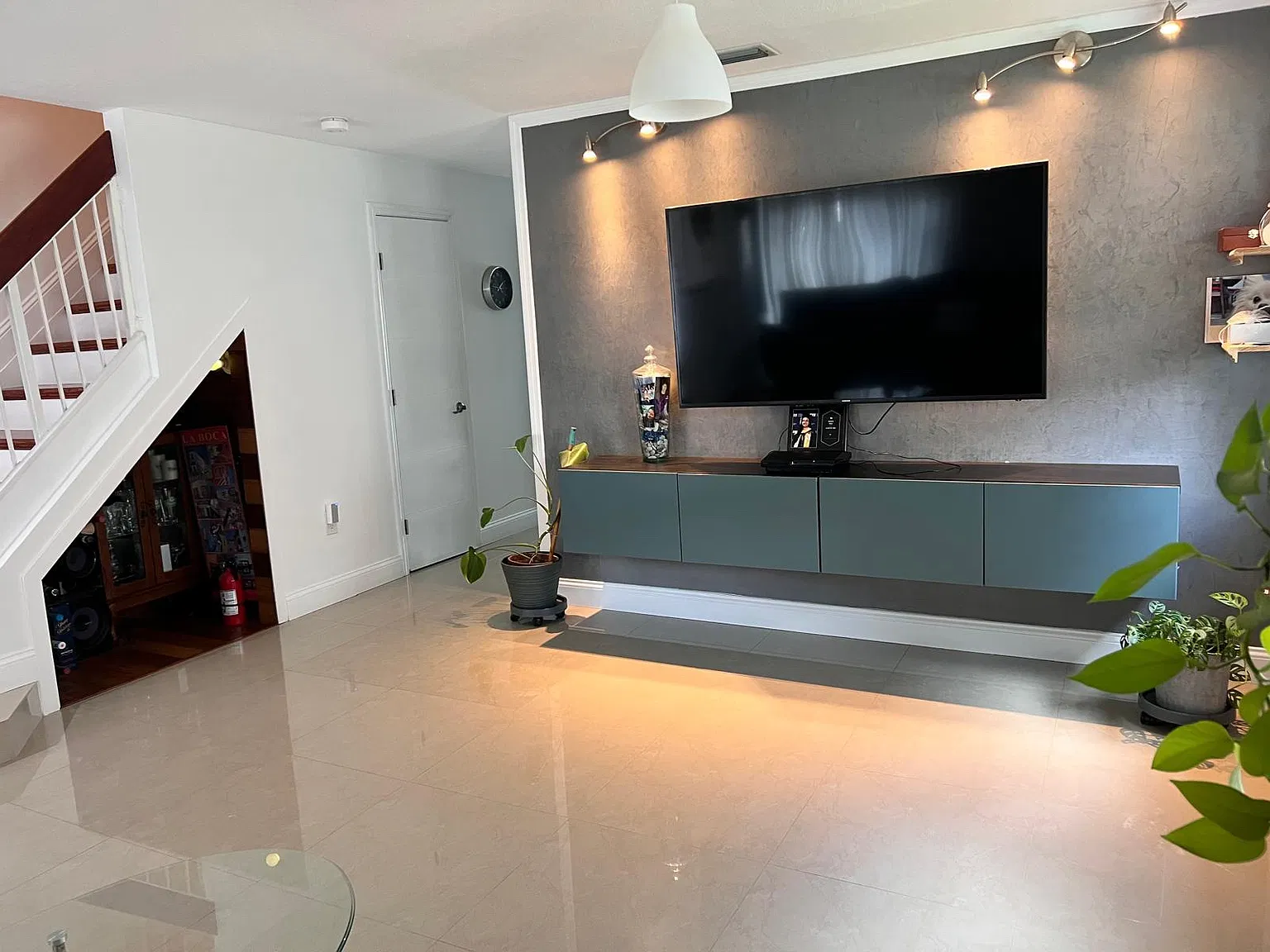 3 bed, 2.5 bath, 1523 sqft, $3,100 — Photo 4