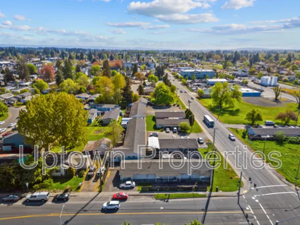 130 N 4th Ave, Cornelius, OR