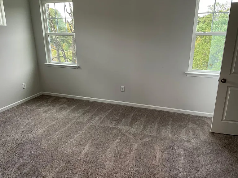 1035 Islip Pl — Photo 11