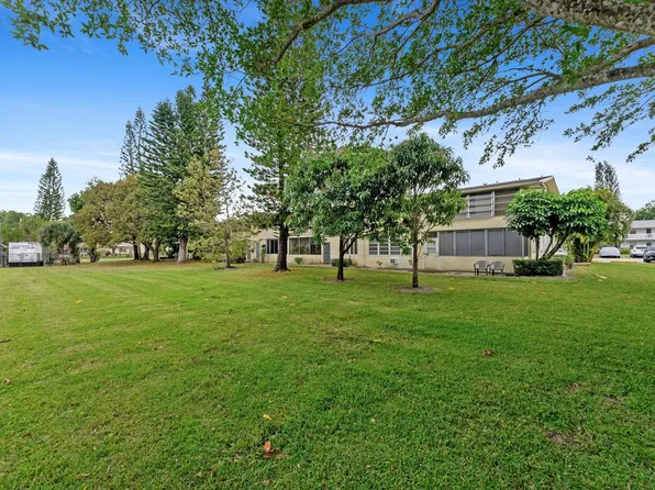 212 Sussex K, West Palm Beach, FL 33417