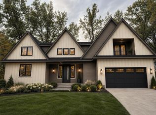 85 Brentwood Ave, Tonka Bay, MN 55331