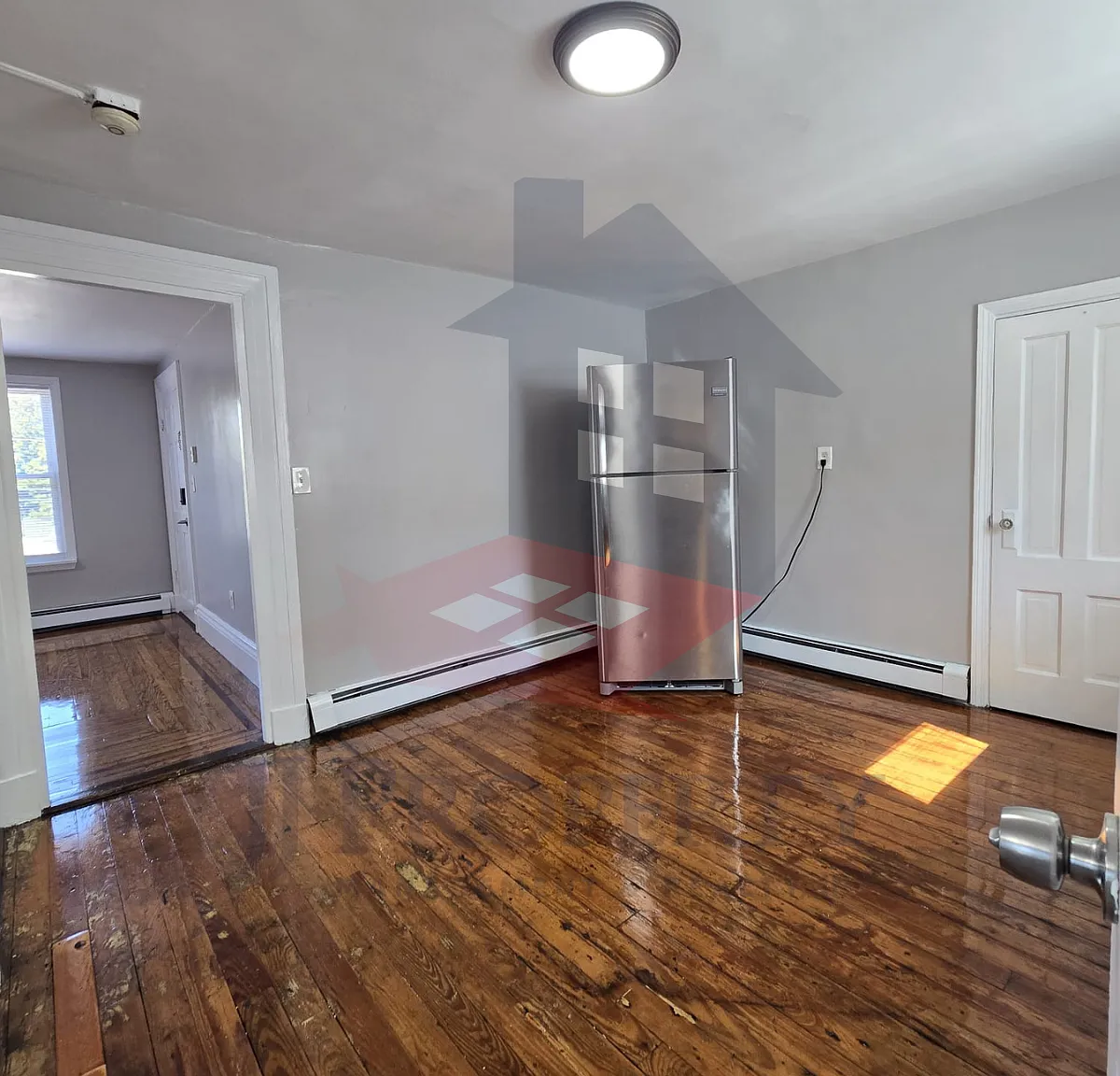3 bed, $1,500 — Photo 3