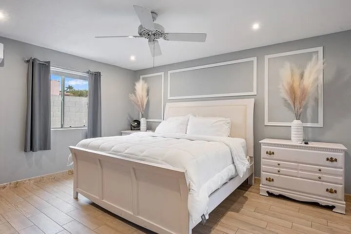 4 bed, 2485 sqft, $4,995 — Photo 4