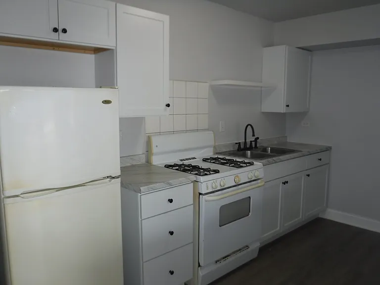 12401 S Honore St — Photo 13