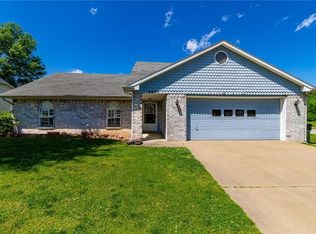 2701 W Sunset Dr, Rogers, AR 72756