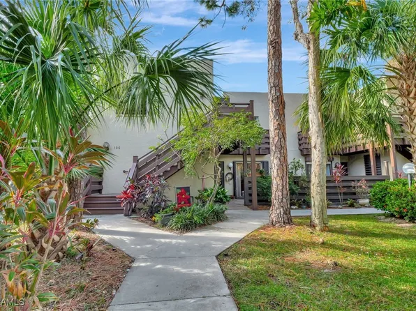 106 Pinebrook Dr, Fort Myers, FL 33907