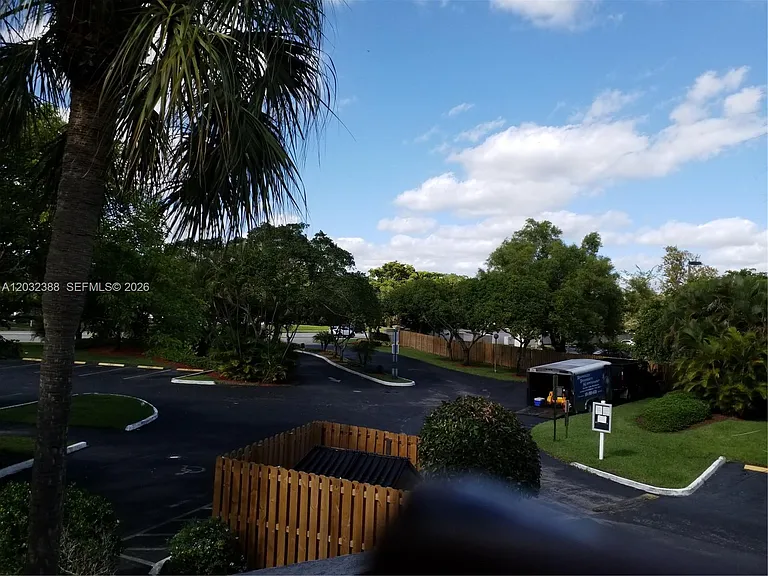 9982 Nob Hill Ct #9982 — Photo 38