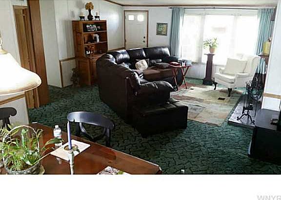 2nd image of 1325 East Dr