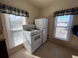 118 Hickory St #2, Linden, MI 48451