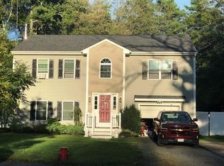 4 Gammons Rd, Acushnet, MA 02743
