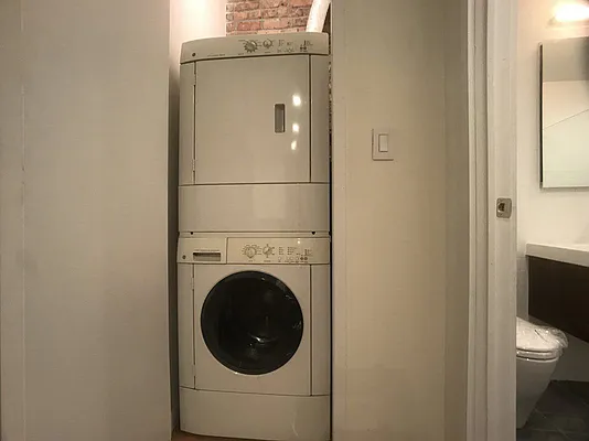 Rented by Bohemia Realty Group | media 37