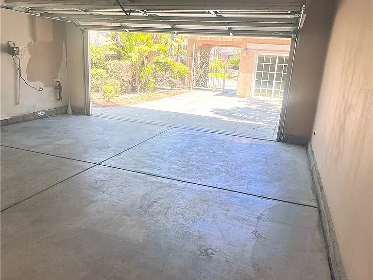 12583 Vintner Dr — Photo 21
