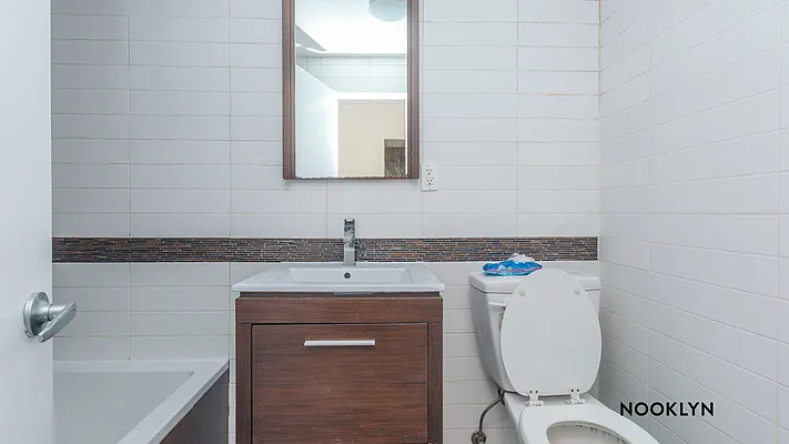 Rented by Nooklyn NYC LLC | media 45