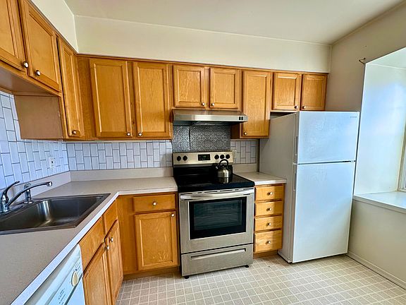 3rd image of 101 Sylvan Ave APT 45