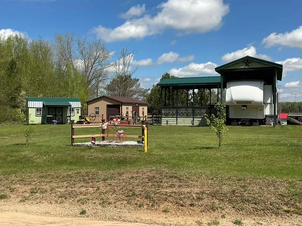 1976 Lake Four Rd, Gladwin, MI 48624