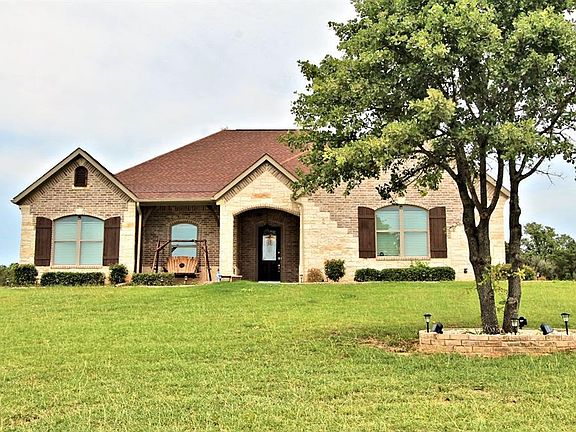 3rd image of 1826 County Road 2026
