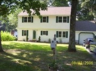 33 Maple Rd, Westford, MA 01886