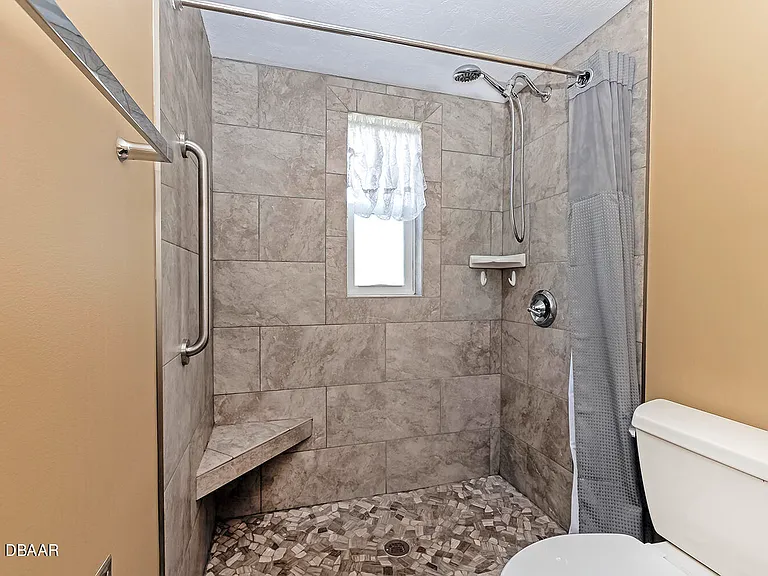 145 Riverwalk Ct — Photo 18