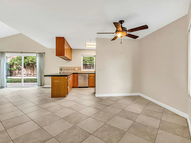 2166 Pueblo Gln — Photo 10