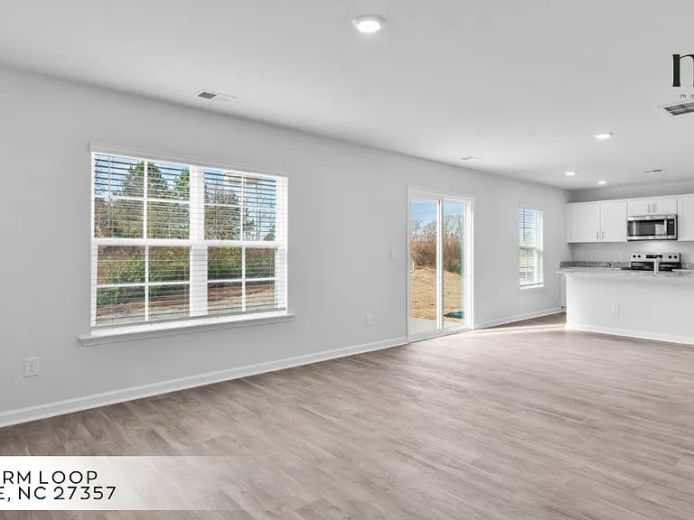 108 W Farm Loop — Photo 4