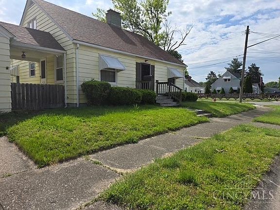 3rd image of 2301 Woodburn Ave