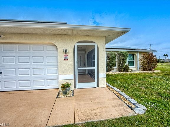 5th image of 2041 NE 25th St
