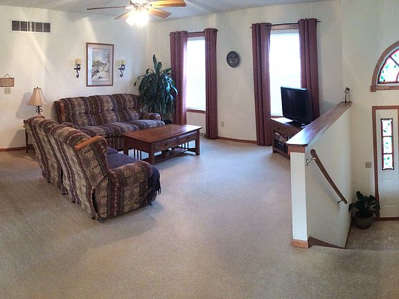 Upper Family Room