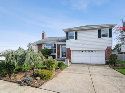 223 Guildford Court, West Hempstead, NY, 11552