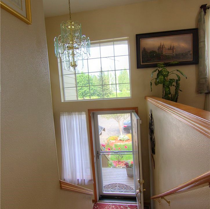 1st image of 618 87th Dr SE