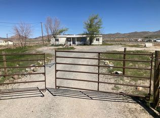 4 Falcon Way, Yerington, NV 89447