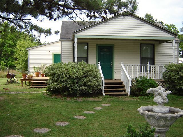 Bungalow front porch