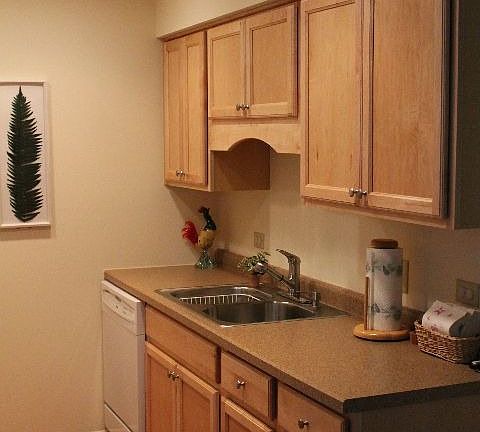 3rd image of 102 Evelyn Ln Unit A